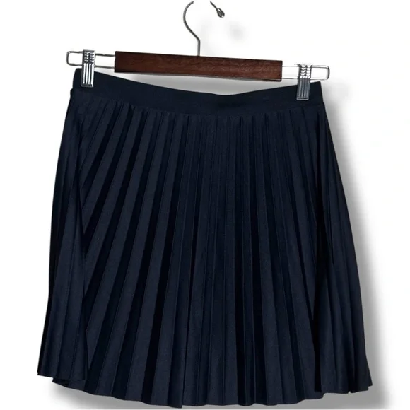 H&M Dark Navy Blue Pleated Fit and Flare High Waist Preppy Mini Skater Skirt - Picture 11 of 15
